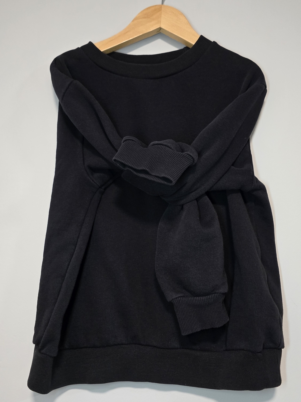 H&M Kids Black Crewneck Sweatshirt - Picture 11 of 12